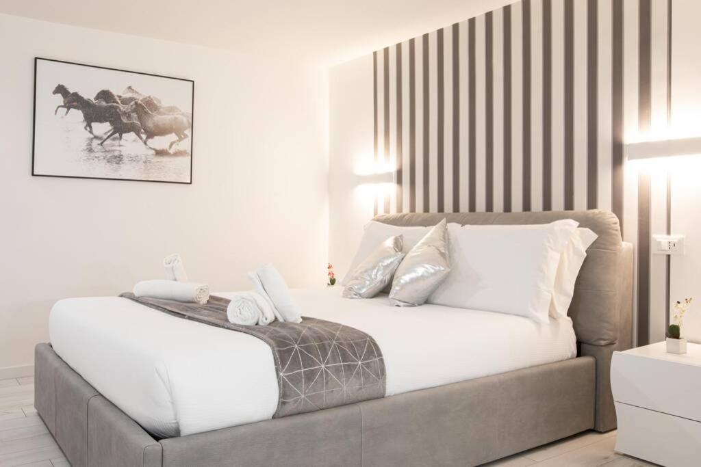 Unforgettable Split Level Jacuzzi Suite Navona - Top Collection Roma Exterior foto